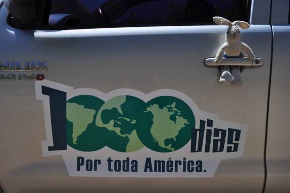 O coelho Kiki e a Fiona em San Juan del Sur, na Nicarágua